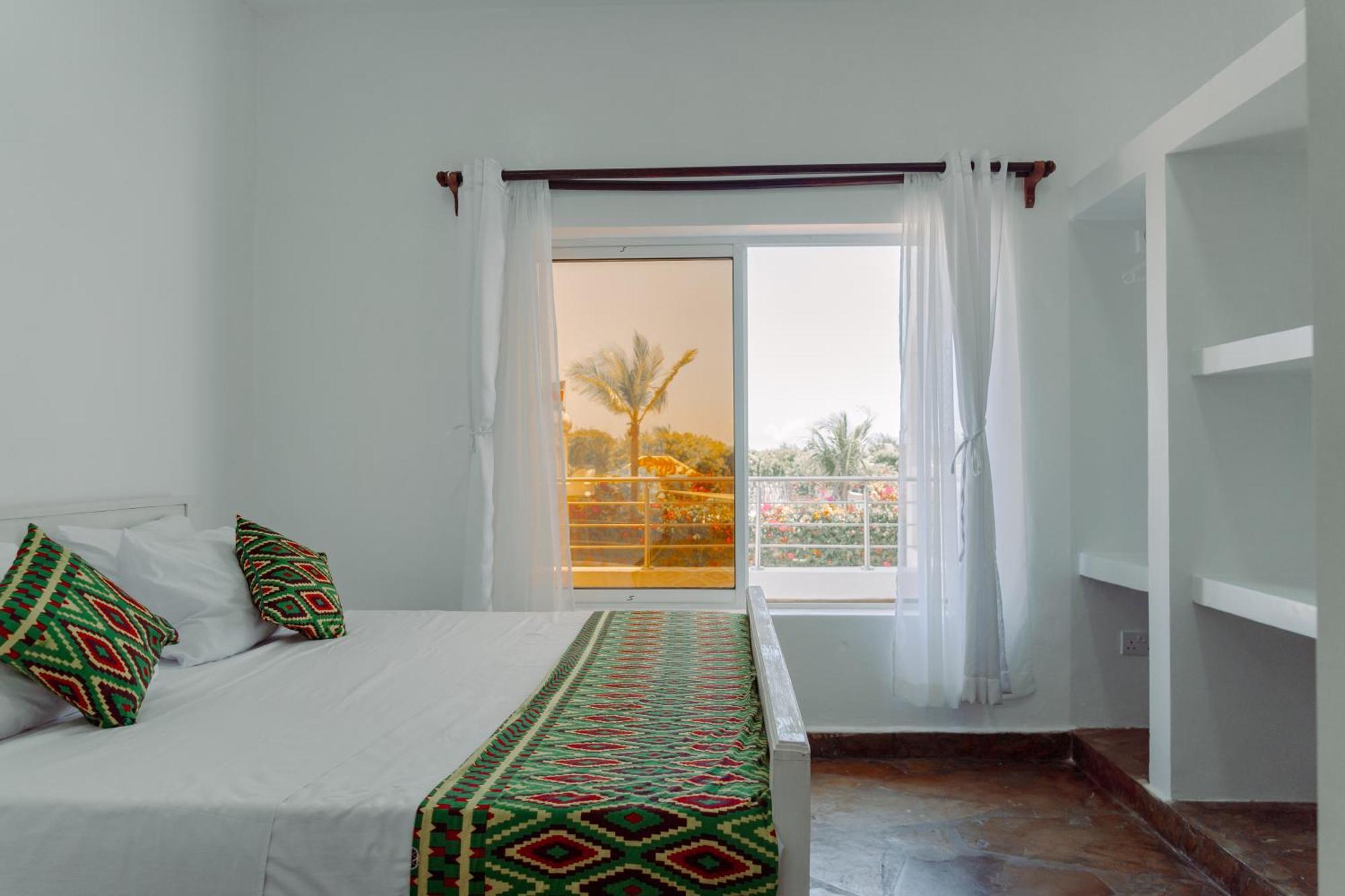 Avana By Profitable Hospitality Kenya Watamu Exterior photo